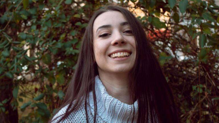 Alice Rolli: A Rising Star in the World of Literature